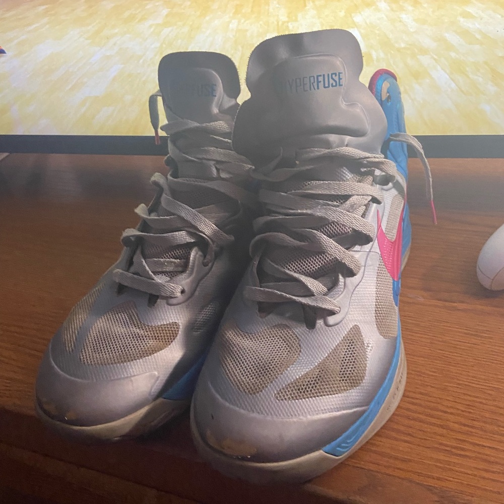 Hyperfuse 2012 grey blue and pink